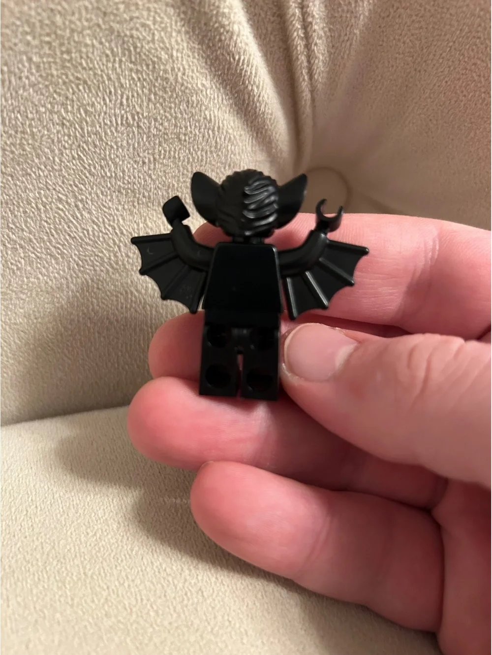Authentic  LEGO Vampire Bat (8833) minifigure